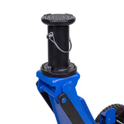 Närbild på lyftplatta och adapter på hydraulisk garagedomkraft